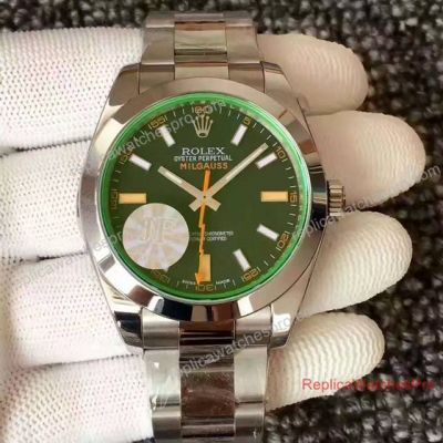 Swiss ETA2836 Replica Rolex Milgauss Watch SS Green Dial 40mm 